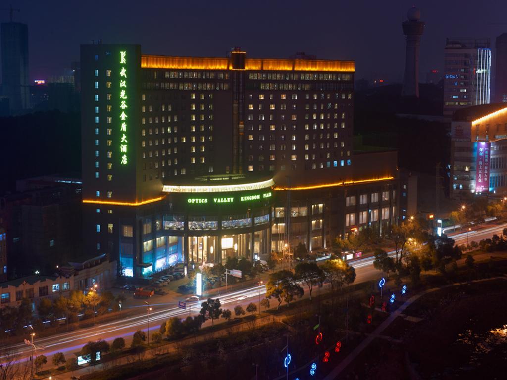 Optics Valley Kingdom Plaza Wuhan Extérieur photo